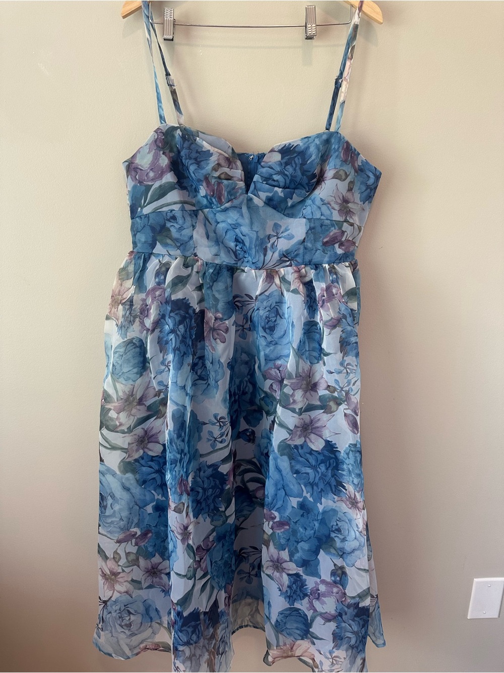 Lulu's Blue Floral Midi Dress - Picture 3 of 7